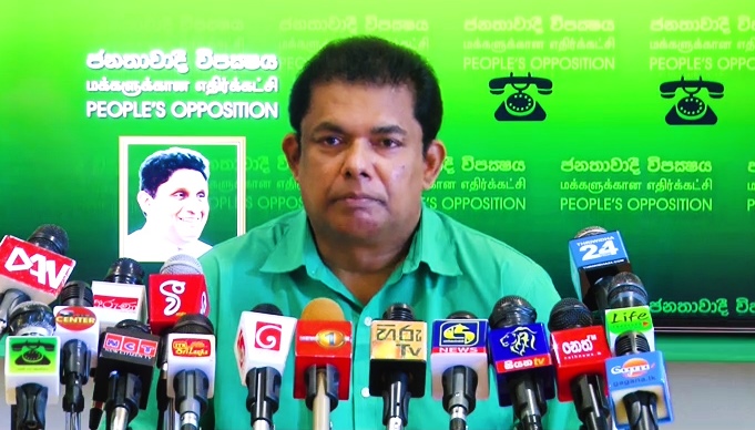 ආණ්ඩුවේ වැරදි නිළධාරින් පිට දාලා අත පිහිදා ගන්න බැහැ – ගයන්ත ආණ්ඩුවට කියයි