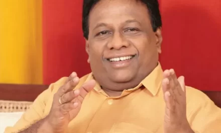 සුසිල් ඉවත් කළේ තනි තීරණයකට  – පක්ෂය ඇතුලේ – කැබිනට් එකේදී මේ ගැන කතා කළේ නෑ – ජනාධිපතිගේ ඒකාධිපති තීරණය ගැන ඩලස්ගෙන් හෙළිදරව්වක්