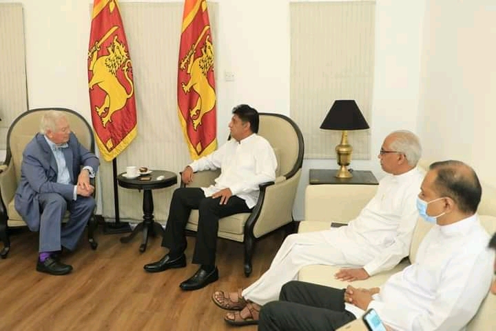 නිවරදි නොවන ක්‍රියාමාර්ගය හේතුවෙන් ආර්ථිකය ඇතුළු සියල්ල බලපතළ අඩියකට වැටි ඇත.