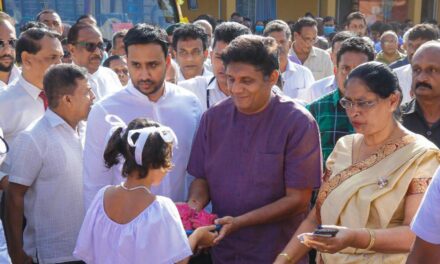 බොරු කයිවාරු එපා පුළුවන් නම් විපක්ෂයේ සිට වැඩ කර පෙන්වන්න – විපක්ෂ නායක සජිත්ගෙන් ප්‍රසිද්ධ අභියෝගයක්