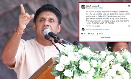 සිට් ඩවුන් ! ආණ්ඩුව ජනතාවට කියන්නේ ඒකද ? මාලිමාවට එල්ල කළ ප්‍රහාරයට සජිත්ගෙන් විරෝධය