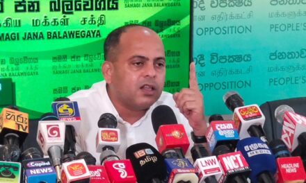 “ඔටුනු පැලඳ සිටියත් ජනමතය නොමැතිව සිහසුනේ ඔබ….නුඹ ගොන් රජෙකි මේ පොහොට්ටු ගොන් රැලට’’ – එස් එම මරික්කාර් (VIDEO)