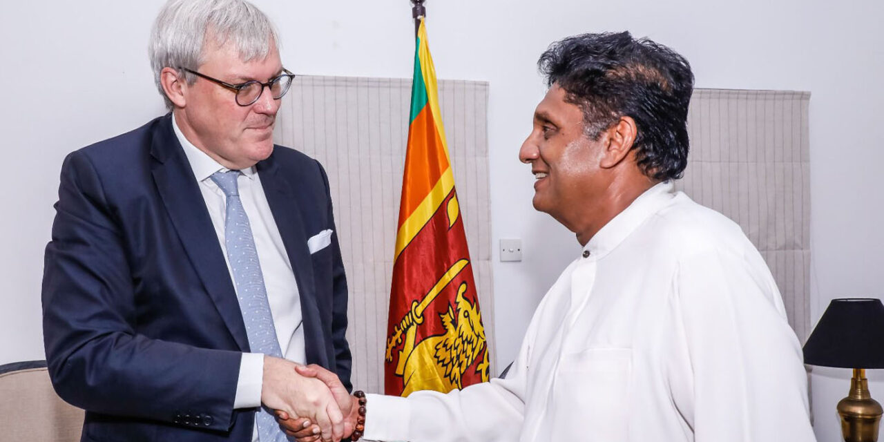 බ්‍රිතාන්‍ය නව මහ කොමසාරිස්වරයා සහ විපක්ෂ නායකවරයා අතර සුවිශේෂී හමුවක් (VIDEO)