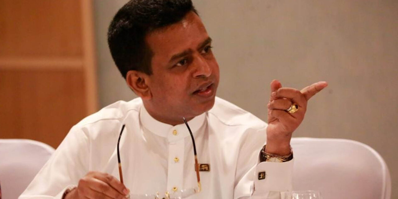 ගං වතුරෙන් පීඩාවට පත් ජනතා සංඛ්‍යාලේණවල අඩුපාඩු පිළිබඳව පා.ම බුද්ධික පතිරණ හෙළිකරයි (VIDEO)