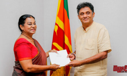 ජැක්සන් ඇන්තනීගේ බිරීඳ කුමාරි මුණසිංහ මැතිනියත් සජබයට එක්වෙයි (VIDEO)