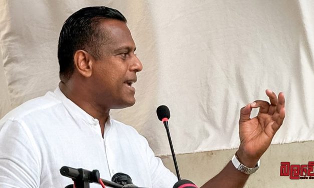 “ජනාධිපතිවරයා ඉදිරියට යන්නේ ගොඩක් දේවල් අමතක කරලා” – කින්ස් නෙල්සන්